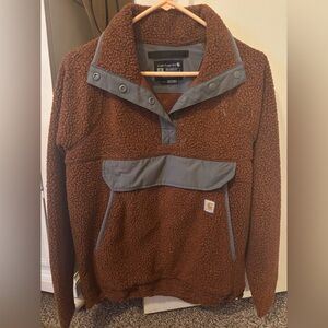 Women’s Carhartt sweatshirt.
